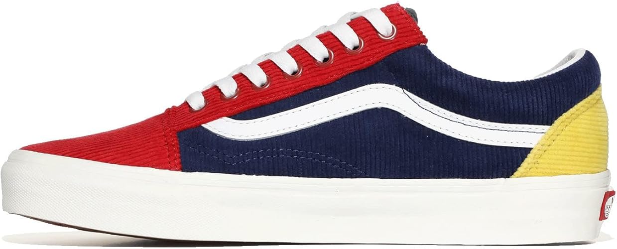 Vans Unisex Old Skool Sneaker-Left Side View